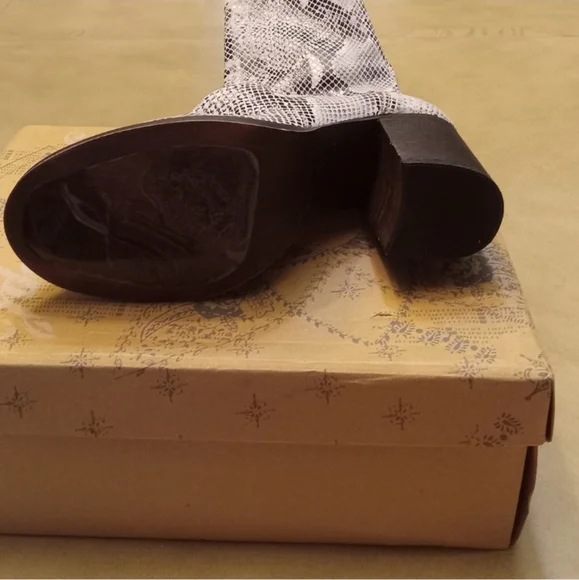 Free People Elle Block Heel Women's Boot Size 39EU/9US - Picture 6 of 6